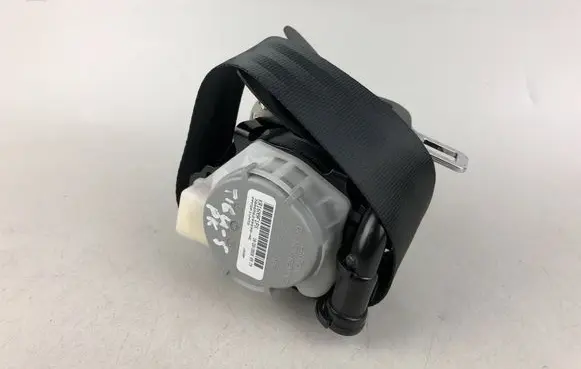 Volkswagen Tiguan Front seatbelt 5NC857705A