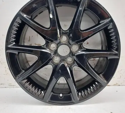 Toyota Yaris R17 alloy rim 