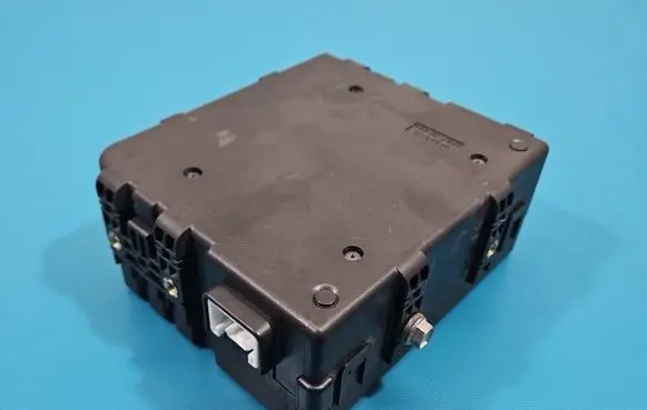 Toyota Prius (XW20) Central body control module 89680-47020 IMPRK1529946