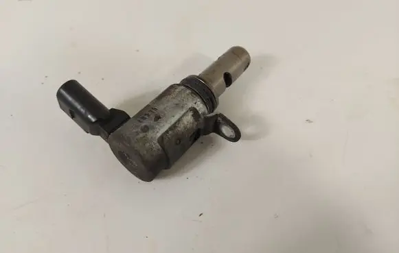 Audi A3 S3 A3 Sportback 8P Camshaft vanos timing valve 03C906455A