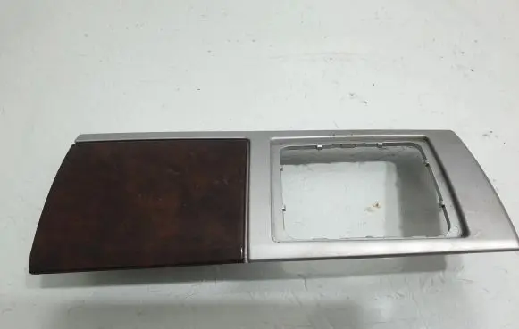 Chrysler Town & Country V Other interior part 04732A