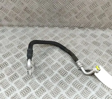 Volvo V60 Air conditioning (A/C) pipe/hose 31369392