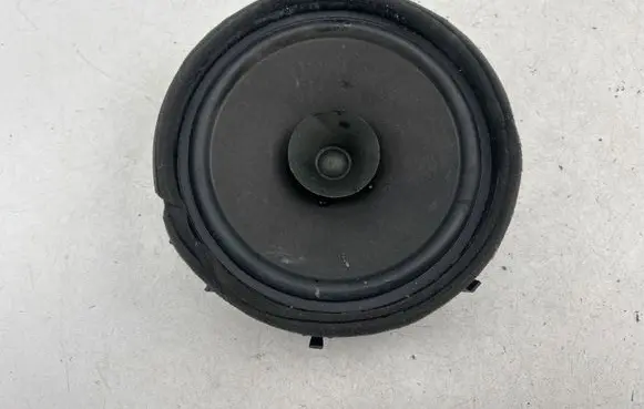 Mitsubishi Outlander Front door speaker 8720A147 526547 1B615A