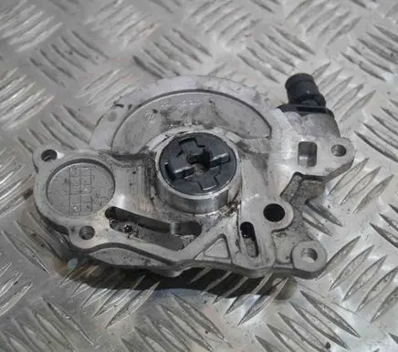 Volkswagen Polo V 6R Vacuum pump 03L145207