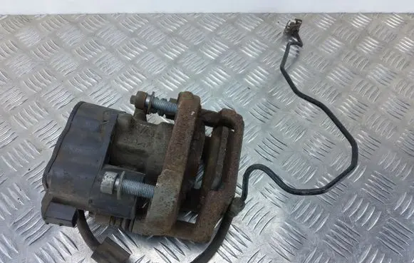 Peugeot 3008 II Rear brake caliper 9819060980