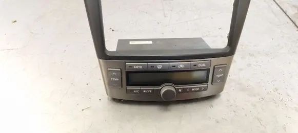 Toyota Avensis T250 Climate control unit 5590005270