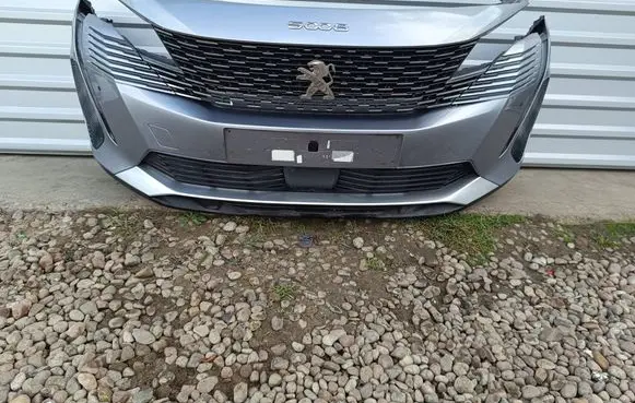 Peugeot 5008 II Front bumper 5008KCAC