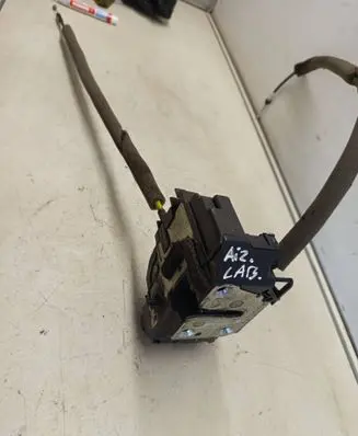 Nissan Qashqai+2 Rear door lock N32LRRC