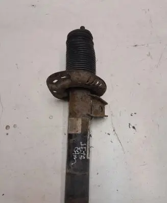 Volkswagen Jetta V Front shock absorber/damper
