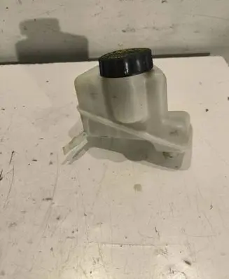 Mercedes-Benz E W212 Brake fluid reservoir A2044300002