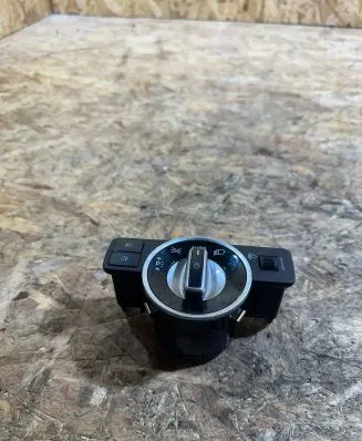 Mercedes-Benz GL X166 Light switch A2129050551