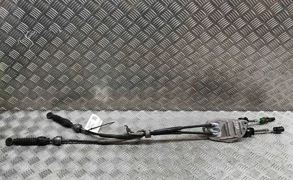 Gear shift cable linkage