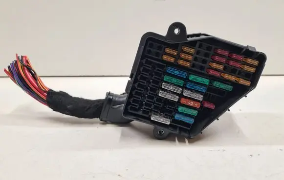 Audi A6 S6 C6 4F Fuse module 8D1941824 0511424260
