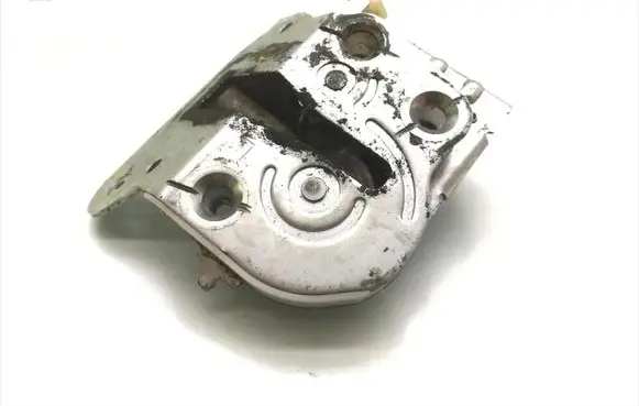 Mazda 5 Rear door lock