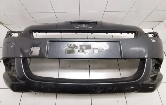 Peugeot 5008 Front bumper 9687444577