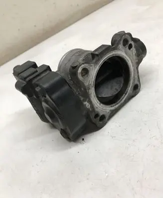 Lexus IS 220D-250-350 Throttle valve