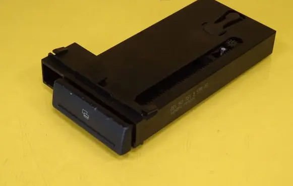 Audi A4 S4 B6 8E 8H Dashboard storage box/compartment 8E1941561B