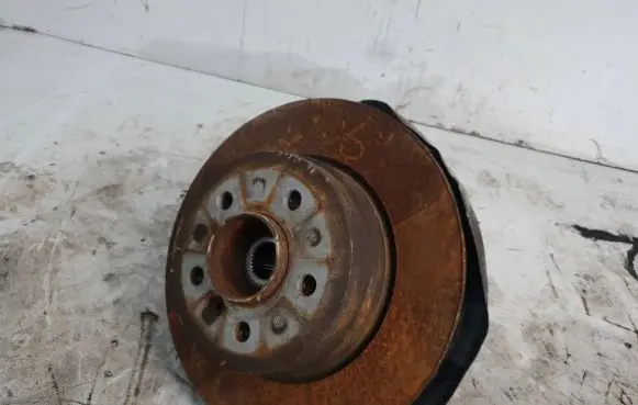 BMW X5 F15 Rear wheel hub spindle/knuckle 