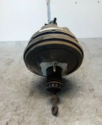 Jeep Cherokee III KJ Brake booster