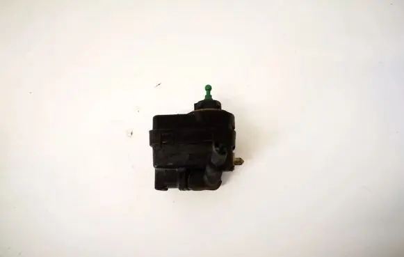 Renault Scenic I Headlight level adjustment motor k7700840141