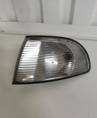 Audi A4 S4 B5 8D Front indicator light 8d0953050