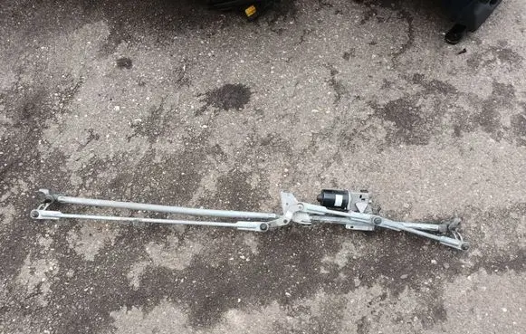 Citroen C4 II Front wiper linkage and motor 9687382580 W000011680