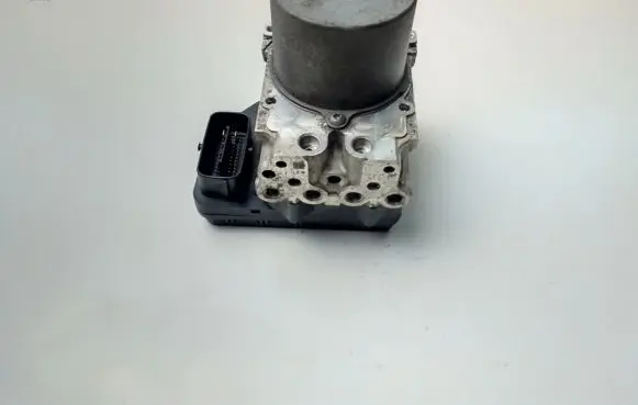 Mazda 6 ABS Pump GRT7437A0