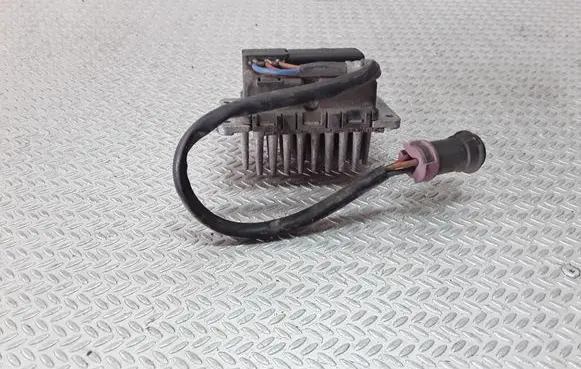 Audi A8 S8 D2 4D Heater blower motor/fan resistor 4A0820521A