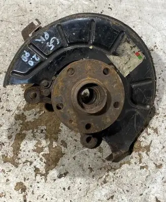 Volkswagen Golf V Front wheel hub spindle knuckle