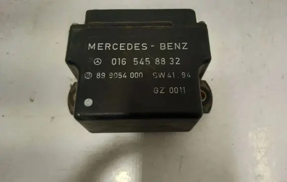 Mercedes-Benz E W210 Other control units/modules 0165458832 899054000