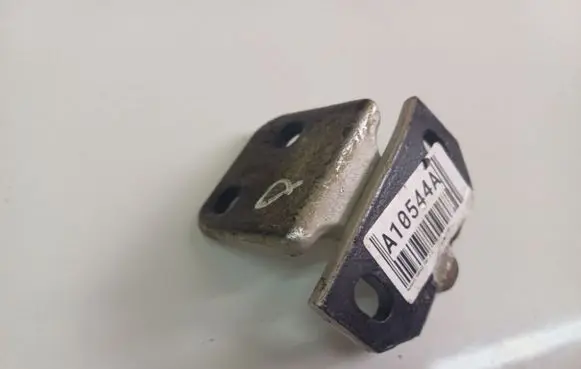 Renault Espace III Rear door lower hinge