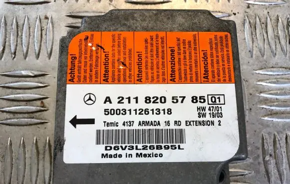 Mercedes-Benz E W211 Airbag control unit/module A2118205785 500311261318 D6V3L26B95L
