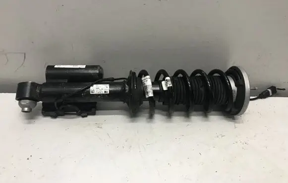 BMW 8 G14 Rear shock absorber/damper 6878103