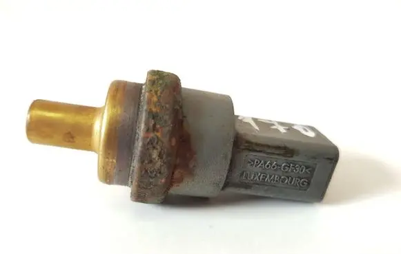 Coolant temperature sensor