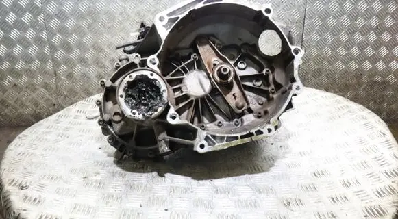 Volkswagen Jetta VI Manual 6 speed gearbox SEH