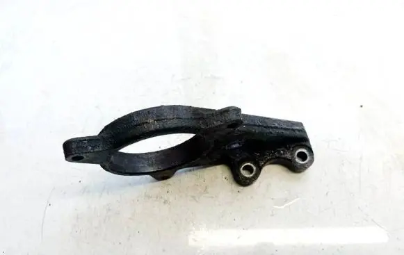 Nissan Murano Z50 Engine mounting bracket