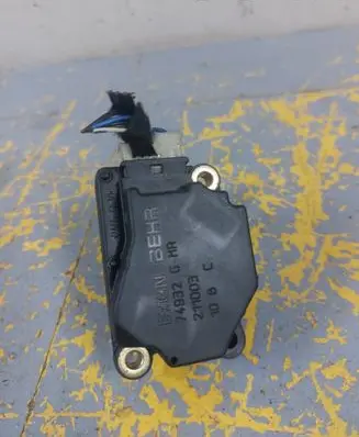 Volvo S60 Air flap motor/actuator 74932G