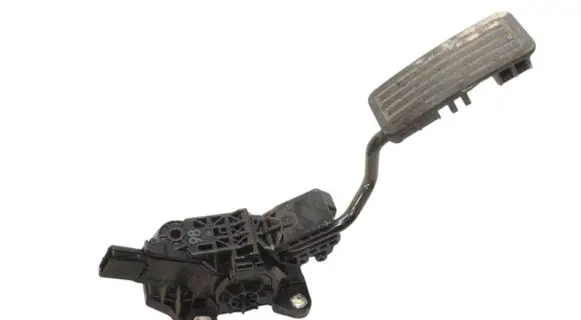Honda CR-V Accelerator throttle pedal 2700000400