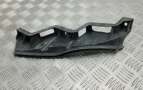Volkswagen PASSAT B6 Front bumper mounting bracket 3C0807890