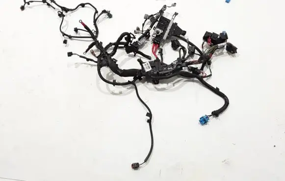 Dacia Duster II Engine installation wiring loom 240112522R
