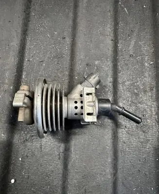 Land Rover Discovery 5 AdBlue injector FPLA189E3AB