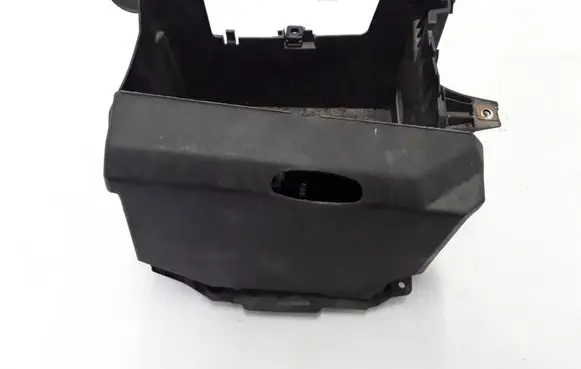 Renault Megane III Battery bracket 