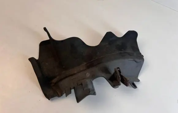 Ford Grand C-MAX Intercooler air guide/duct channel AM518326A
