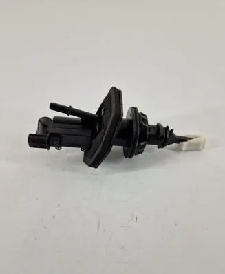 Mazda 2 Clutch master cylinder KA052