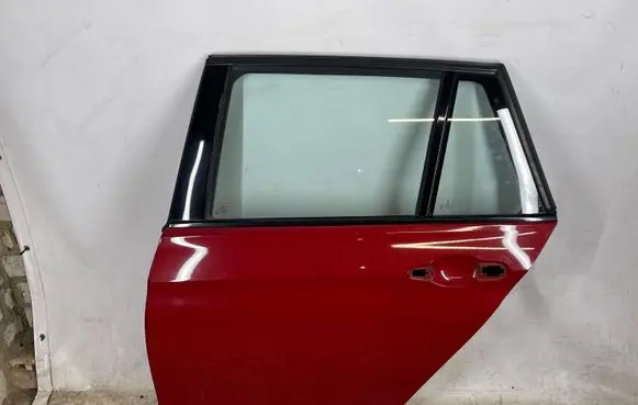 BMW 3 F30 F35 F31 Rear door 1700462 5000644