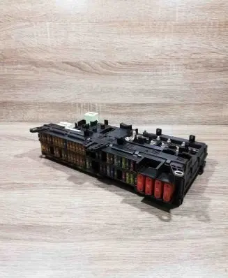 BMW X5 E53 Fuse module v6947692k