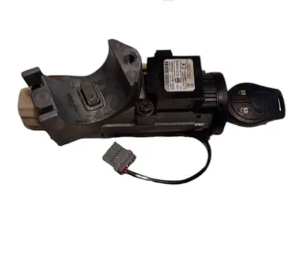 Nissan Juke I F15 Ignition lock 28590C9968 A2011H096 216697757