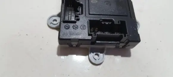 Jaguar XF Door control unit/module 1002064802 BH4214D617AA