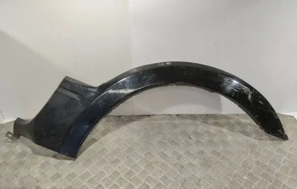 Mitsubishi Pajero Front arch trim MN117210