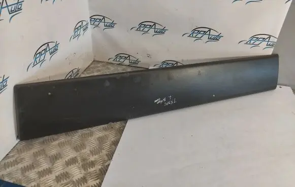 Renault Trafic II (X83) Loading door trim (molding) 8200036093 91165348